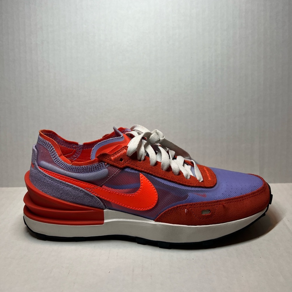 Nike waffle zoom women’s size 8